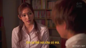 [Không kiểm duyệt] Một y tá chuyên nghiệp tại khoa gây mê của phòng phẫu thuật bệnh viện đã ra biển làm việc bán thời gian. Vào giữa đêm, không có ai xung quanh. Cô cởi bộ đồ phòng dịch và để lộ đôi tai đen của mình.