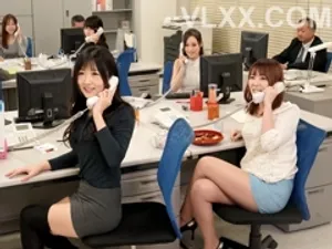 Cô bạn thân ở căn hộ đối diện, người tôi từng yêu giờ sắp có chồng